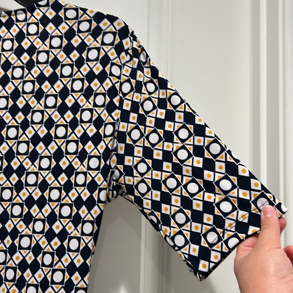 Donna Morgan liquid Knit Wrap front tie dress - Picture 11 of 11